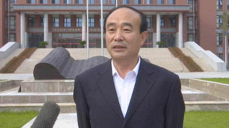 平泉市人民政府 动态要闻 新起点 新征程 新作为 | 吴景寅:办有品牌