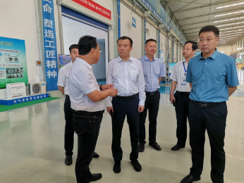 何会岭调研我市重点项目建设